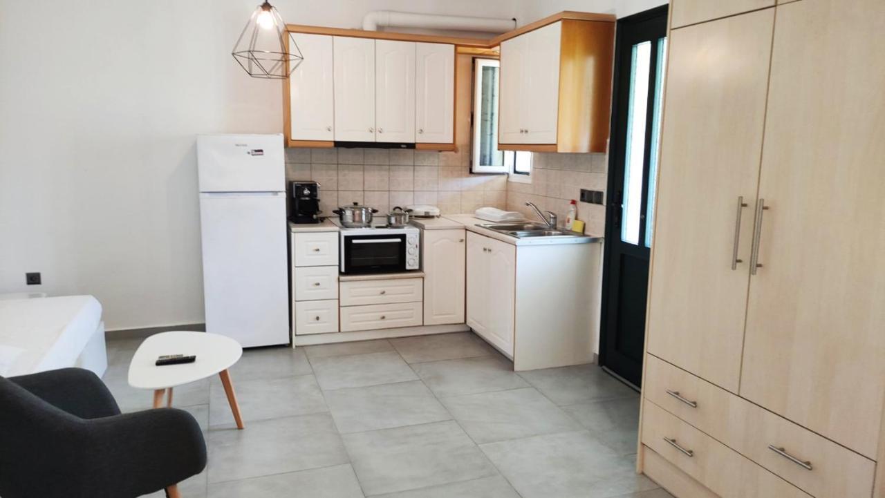 Dionysia Rooms Lefkada City Luaran gambar