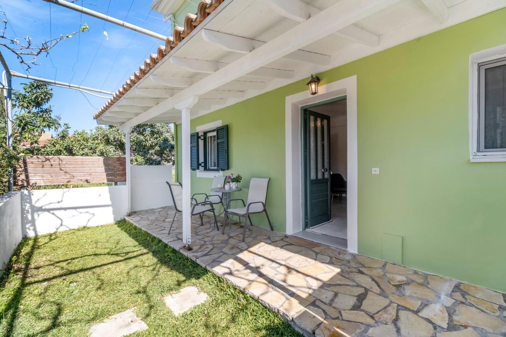 Dionysia Rooms Lefkada City Luaran gambar