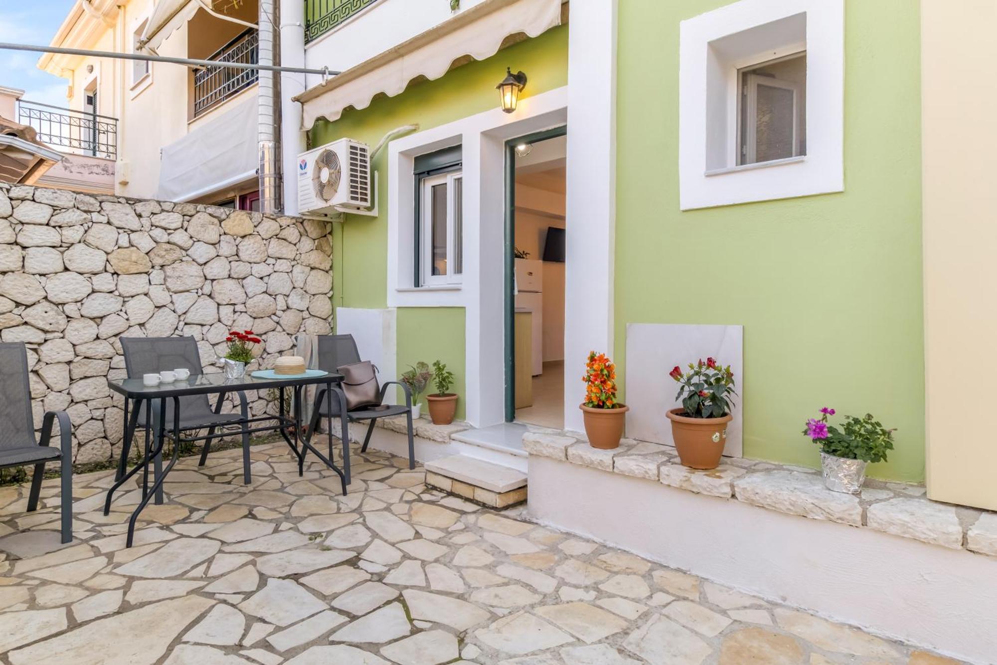 Dionysia Rooms Lefkada City Luaran gambar