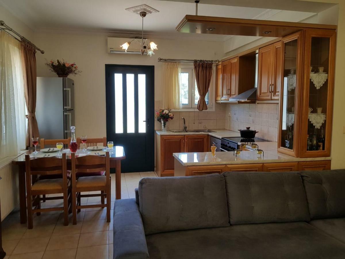 Dionysia Rooms Lefkada City Luaran gambar